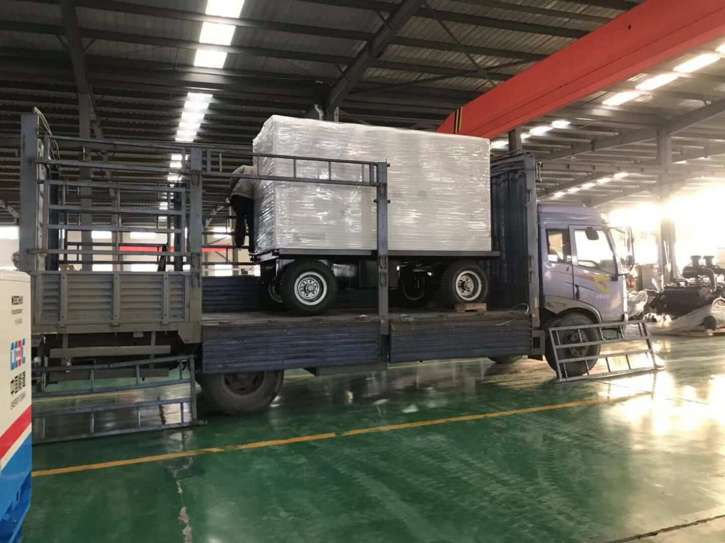 山東省李先生從華全動力采購的400kw靜音型柴油發電機組已于1月17日順利發往目的地