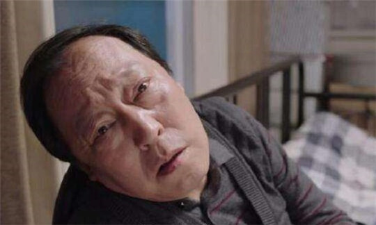 《都挺好》蘇大強居然背著家里人去買發(fā)電機組了，聊天記錄曝光